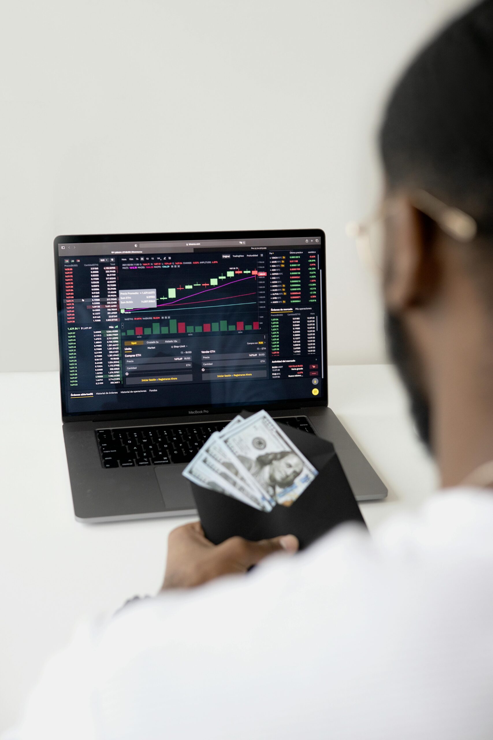 Understanding ETFs: The Easiest Way to Invest in the Stock Market